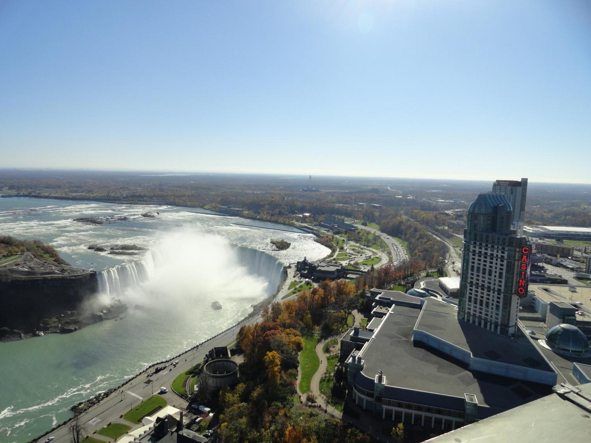 Rainbow 3* Niagara Falls