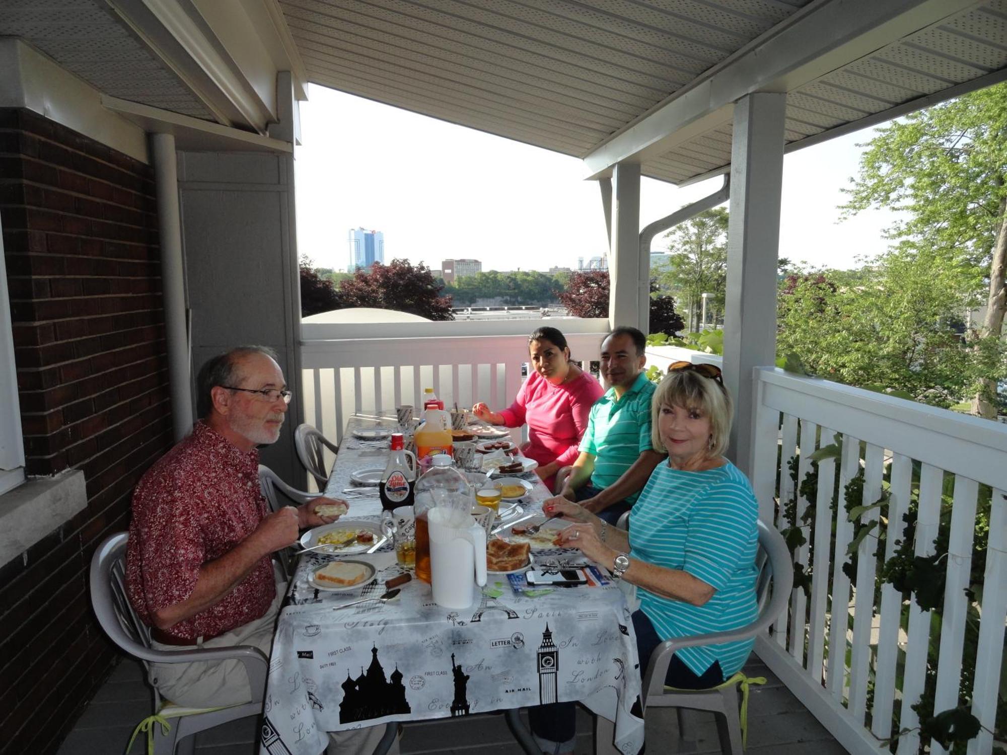 Bed & Breakfast Rainbow Niagara Falls